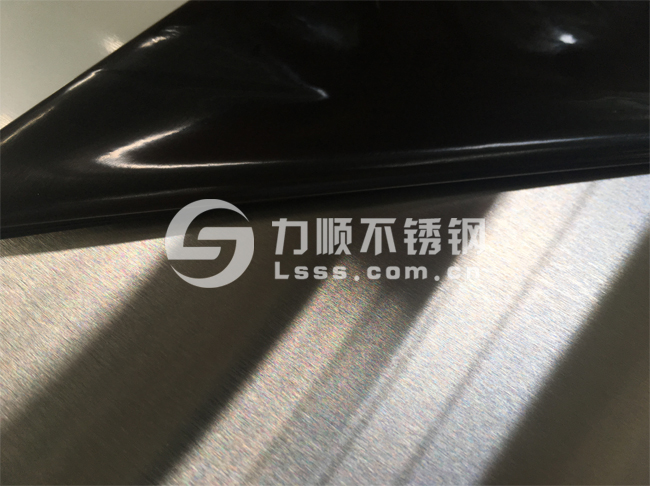 拉絲不鏽(xiù)鋼板