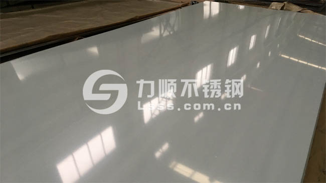 2m寬（kuān）鏡麵不鏽鋼板