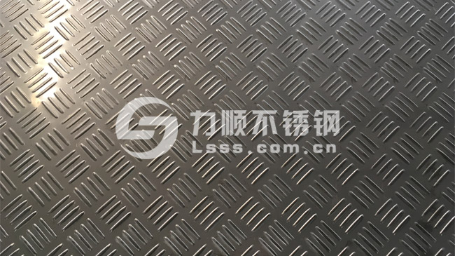 2.5mm花紋板（bǎn） 四條筋