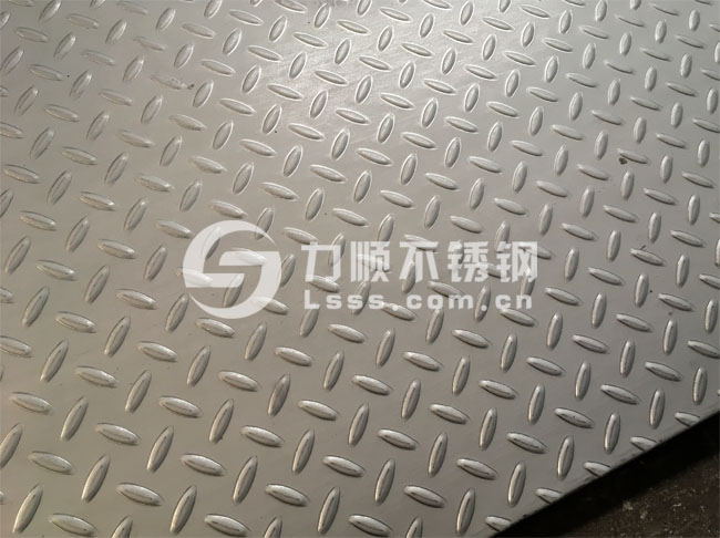 無錫不鏽鋼花紋板_3mm熱軋_