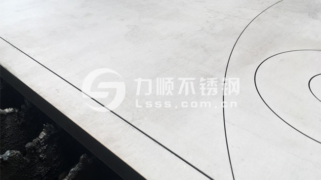 304不鏽鋼(gāng)20mm厚激(jī)光切割加工