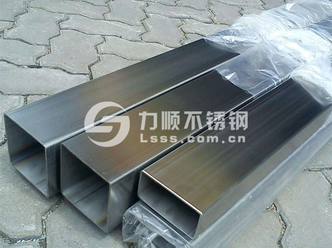 無錫（xī）304不鏽鋼（gāng）管_表麵拉絲方