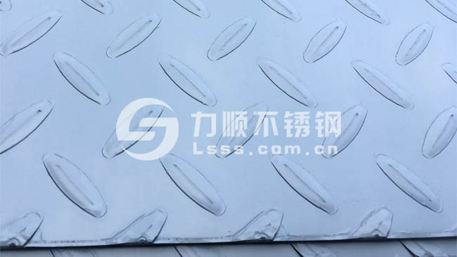 304扁豆花紋（wén）板貼膜保護