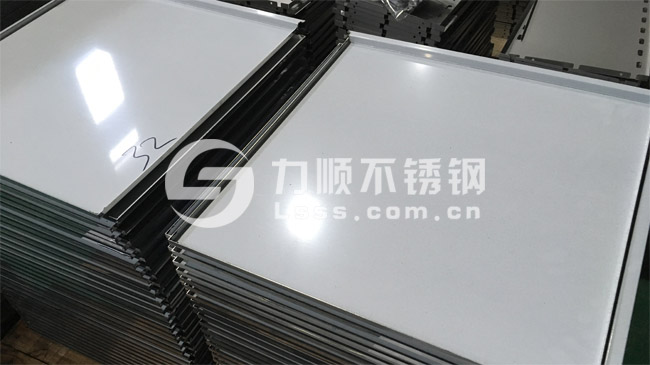 不鏽鋼拉絲板用於折彎件加工