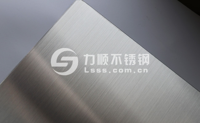 不鏽鋼油磨拉絲表(biǎo)麵長絲