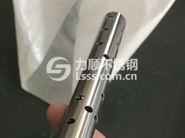 三維激光切割不鏽鋼(gāng)管(guǎn)